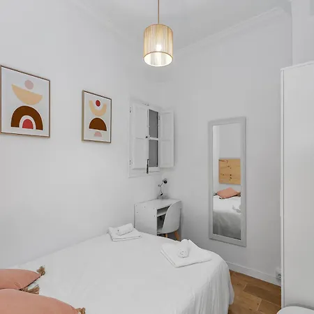 Apartment Freshly Renovated Old Town With Ac
